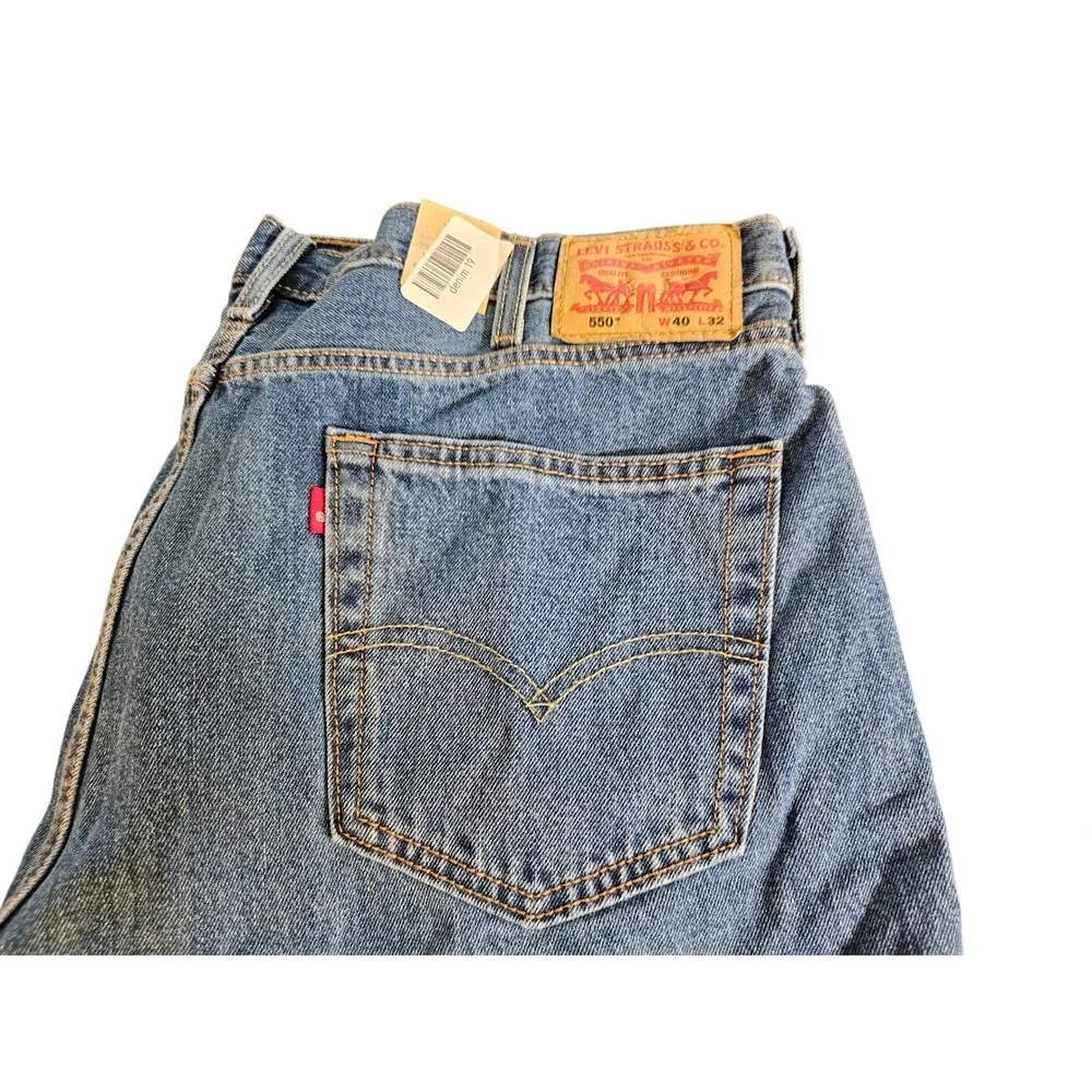 Levi's 550 Relaxed Fit Jeans Mens 40x32 Blue Medium Wash Denim NWT